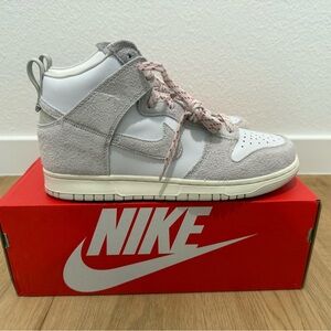 Nike Dunk Hi Notre Light Orewood Brown